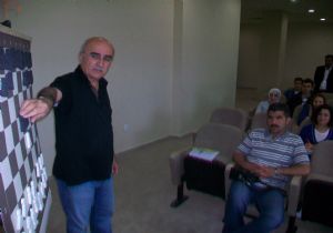 Satranç antrenör kursu başladı